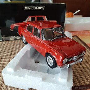 1:18 Alfa romeo Minichamps,Laudaracing - 3