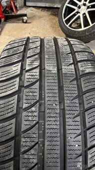 ⚫️Pneu 235/40 r18 2ks - 3