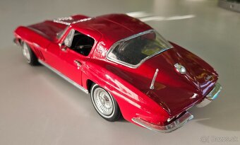 Chevrolet Corvette 1/18 Maisto - 3