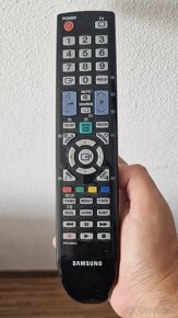 Predám televízor full HD 46" Samsung LE46B650 - 3