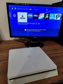 Playstation 4 Slim - 3