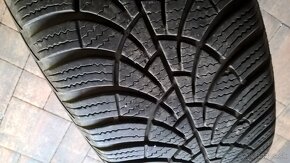 3 ks ZIMNÉ 195/60 R15 88T GOODYEAR cca 6-7 mm  LEN 25,-€/kus - 3