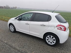 Predám Peugeot 208 1.2 benzín 60kw - 3