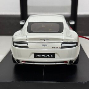 1:18 AutoArt Aston Martin Rapide S - 3