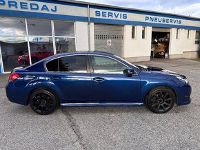 Subaru Legacy 2.5i CVT sedan - 3