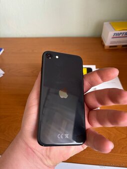 iPhone se 64gb - 3