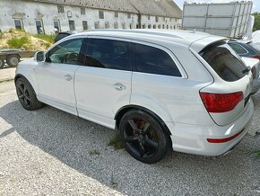 Audi Q7 4L Sline rozpredam na diely - 3