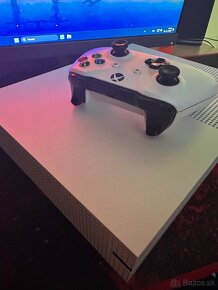 XBOX ONE S - 3