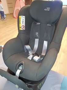 Autosedačka Britax Dualfix Cosmos Black - 3