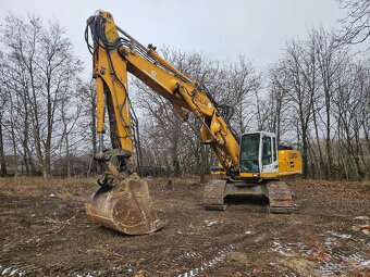 Predam Liebherr 944 pásový  bager - 3