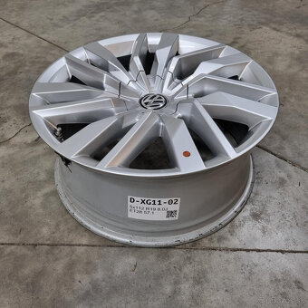 Volkswagen hliníkové disky 5x112 R19 ET28 - 3