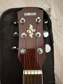 Predám elektroakustickú gitaru Yamaha APX500 - 3