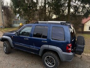 Jeep Cherokee 2.8  CRD   120KW -nepojazdné - 3