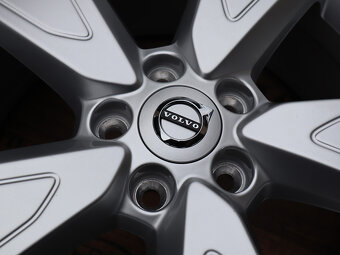 17" Alu kola = 5x108 = VOLVO XC40 – ZÁNOVNÍ ZIMNÍ SADA - 3