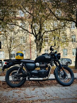 Triumph Bonneville T100 Custom - 3