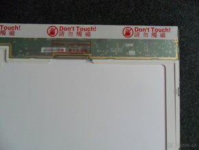 predám 15,4" display CCFL 30pin z notebooku - 3