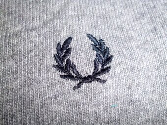 Fred Perry pánsky s vlnou+kašmír  sveter  M-S - 3