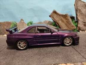 Prodám model 1:18 Nissan Skyline R34 GTR - 3