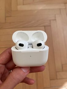 AirPods 3 generácie - 3