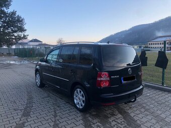 Volkswagen Touran 2.0 Tdi - 3