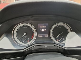 Predám Škoda Superb L&K 2 tdi.140kw. - 3