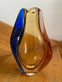 Vaza hutne sklo. H. Machovska - 3