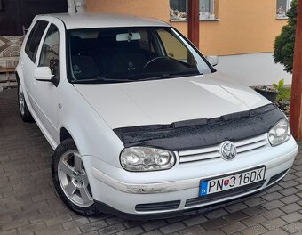 Volkswagen Golf - 3