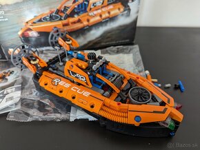 Lego Technic záchranné vznášadlo - 3