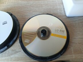 CD a DVD - 3