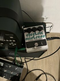 Ehx electric mistress Deluxe V5 - 3