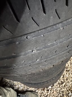 Predám jazdené letné pneu Continental 225/60 R17 V - 3