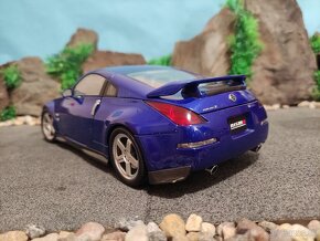 Prodám model 1:18 Nissan 350z nismo AUTOart - 3