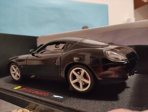 Prodám nový model 1:18 Ferrari 575 GTZ zagato - 3