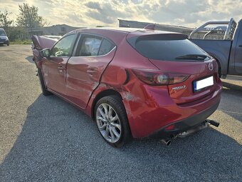 Rozpredám na náhradné diely Mazda 3 2015 - 3