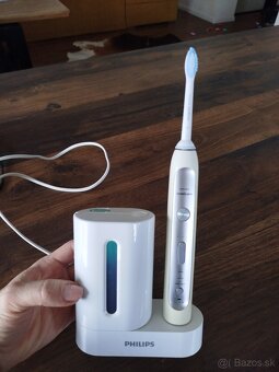 Philips sonicare so sanitizerom - 3