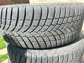 205/55 R16 s diskami - 3