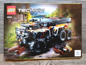 LEGO Technic Terénne vozidlo 42139 - 3