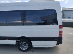 Predám Mercedes Sprinter 3.0 cdi V6 22miestny - 3