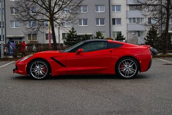 Chevrolet Corvette C7 - 3