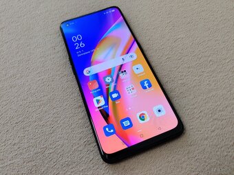 Oppo A94 - 5G.  8gb+3gb/128gb.  Šedá metalíza. - 3