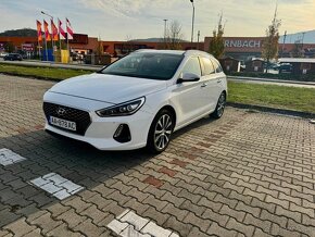 Hyundai i30 Combi 1.6 CRDi (100 kW/136 k)(2018) - Style+ - 3