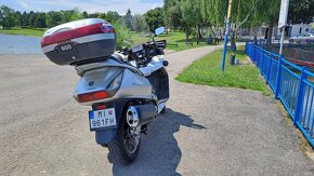 Honda silver wing 600 - 3