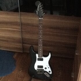 Squier stratocaster - 3