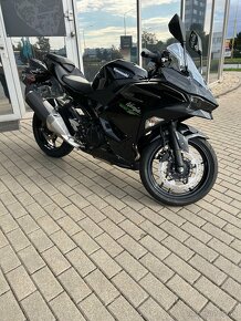 Kawasaki Ninja 500 - 3