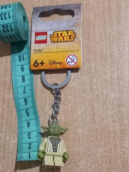 LEGO minifigúrky a kľúčenky - 3