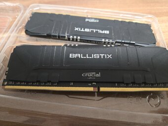 Crucial Ballistix DDR4 - 3