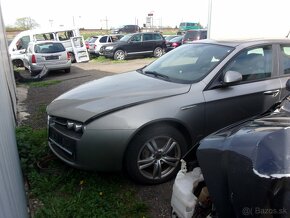 ALFA ROMEO 159 2.2 BENZÍN - 3