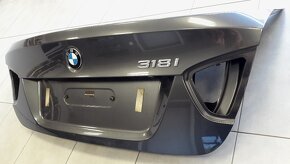 BMW 3 E90 Zadná kapota - 3