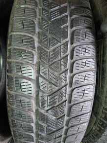 215/60R17 - 3