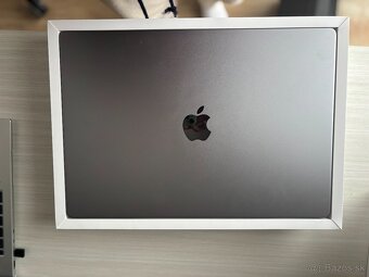 Predám MacBook Pro 16" M2 Pro 1TB - TOP stav - 3